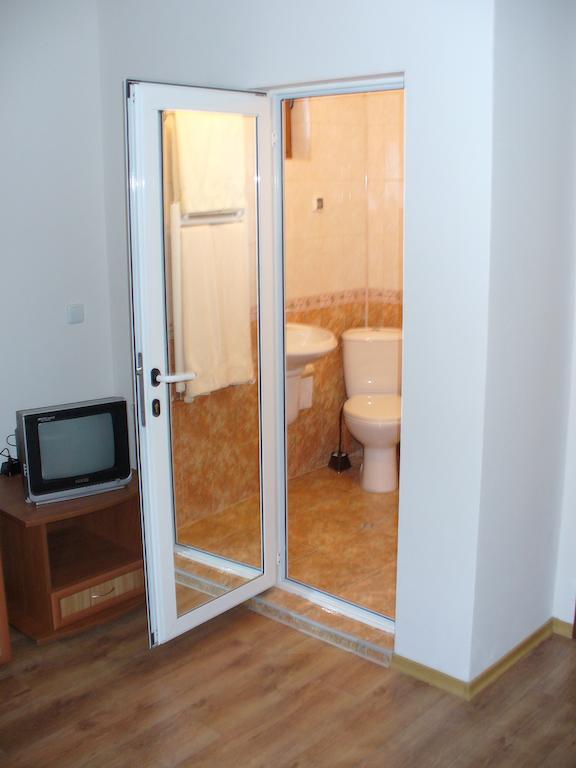 Guest House Alfa Daniel Balkanets  部屋 写真
